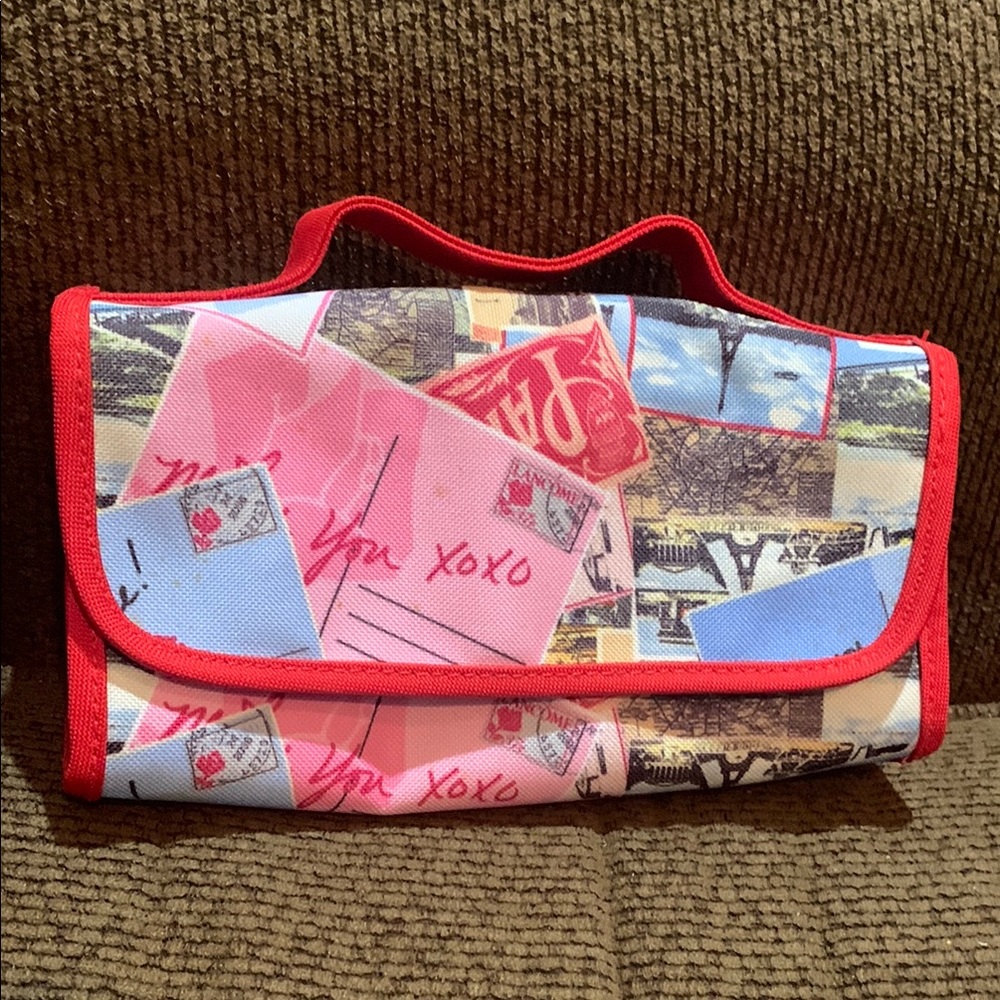 Lancôme Paris Women's Cosmetic Bag